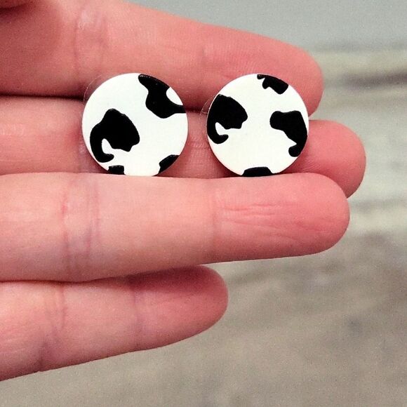 Source Unknown Jewelry - Circle cow print earrings
